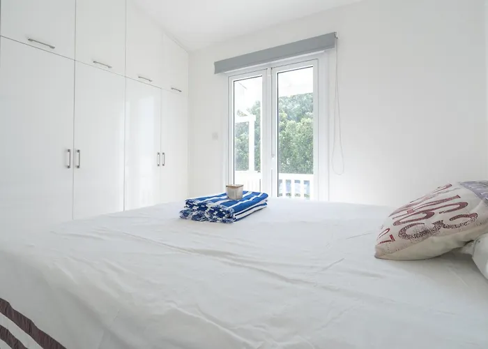 וילה Lighthouse Pool *